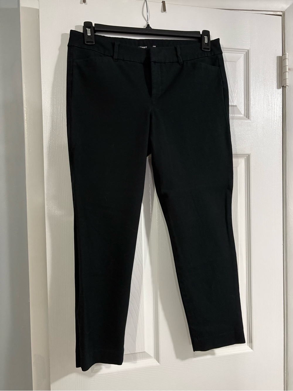 Old Navy Black Pixie Mid-Rise Pants
